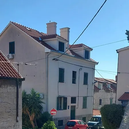 Zeljana Apartamento *